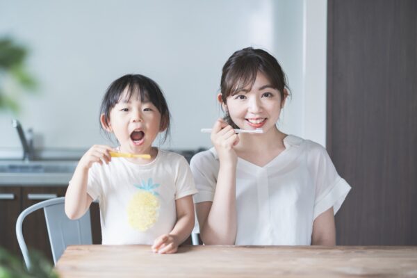 相模原・古淵の歯医者が解説。甘いものだけが原因じゃない。子どもの虫歯を引き起こす意外な習慣